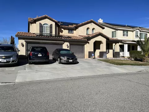 6111 Oak Fence Ln, Lancaster, CA 93536