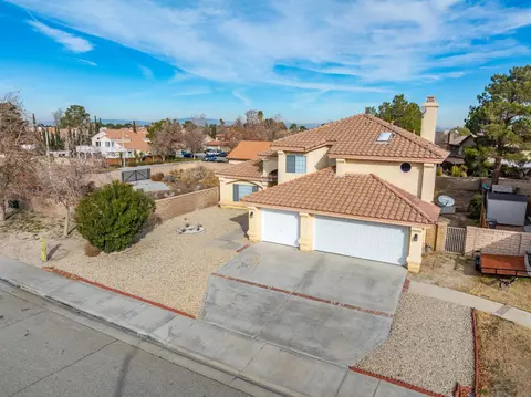6107 Meredith Ave, Palmdale, CA 93552 photo 3
