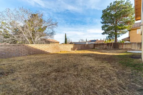6107 Meredith Ave, Palmdale, CA 93552 photo 41