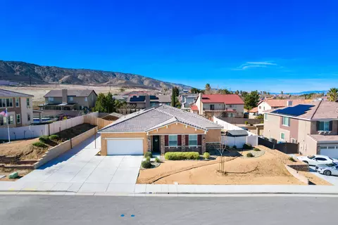 41817 Cristalino Ave, Palmdale, CA 93551