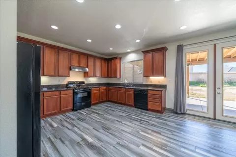 44327 Jefferson Ct, Lancaster, CA 93535 photo 9