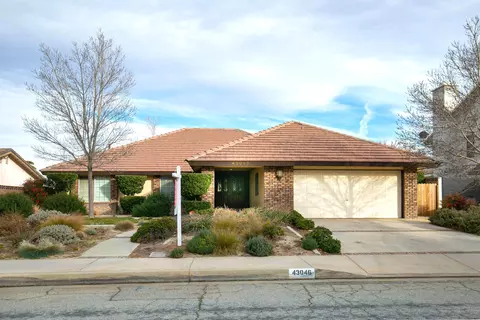 43046 Sachs Dr, Lancaster, CA 93536