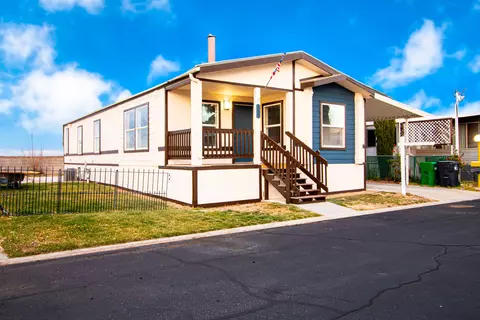 4444 Avenue R Spc 117 E #., Palmdale, CA 93552