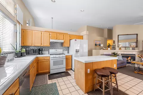 40066 Denham Dr, Palmdale, CA 93551 photo 17