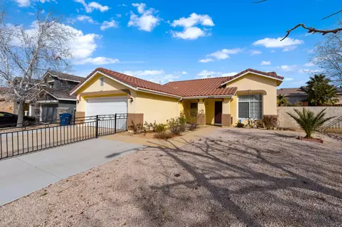 40066 Denham Dr, Palmdale, CA 93551 photo 4