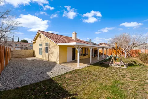 40066 Denham Dr, Palmdale, CA 93551 photo 33