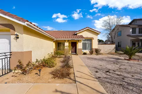 40066 Denham Dr, Palmdale, CA 93551 photo 5