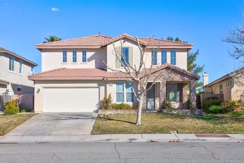 3115 Club Rancho Dr, Palmdale, CA 93551