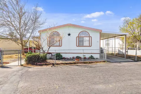 4209 Rosamond Blvd W #SPC 118, Rosamond, CA 93560