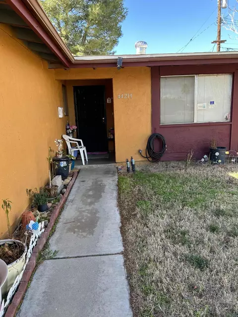 44219 Gingham Ave, Lancaster, CA 93535 photo 4