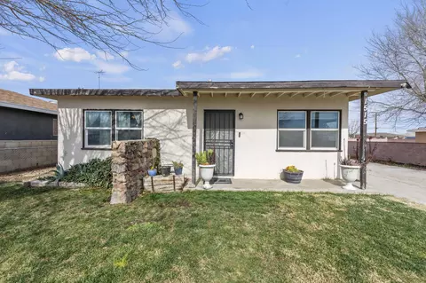 1515 Franklin Ave, Rosamond, CA 93560