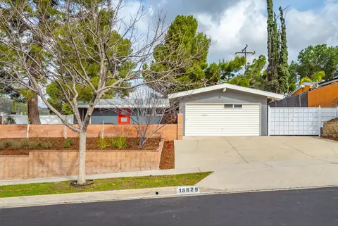 18825 Felbridge St, Santa Clarita, CA 91351