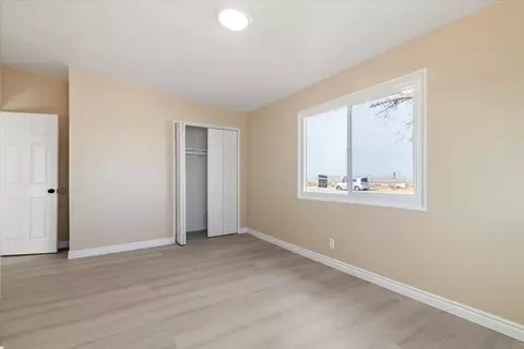 Bedroom - 24286 Juniper Ave, Boron, CA 93516 photo 3 of 5
