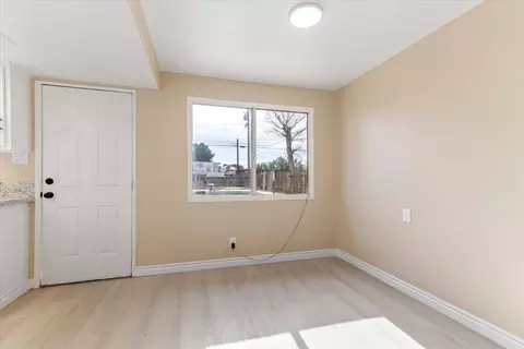 Bedroom - 24286 Juniper Ave, Boron, CA 93516 photo 5 of 5