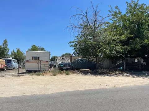 9404 Ave T14 E, Littlerock, CA 93543 photo 2