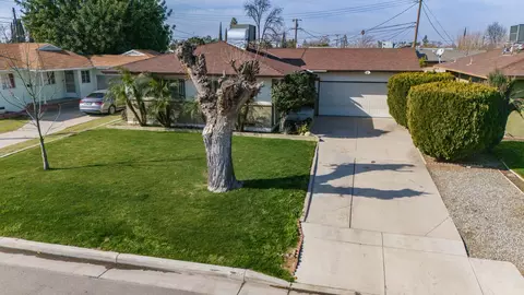 2605 M St S, Bakersfield, CA 93301