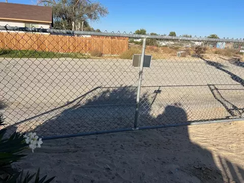Exterior - 40942 168th St E, Lancaster, CA 93535 photo 9 of 19