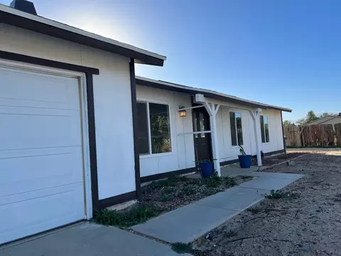 Exterior - 40942 168th St E, Lancaster, CA 93535 photo 7 of 19