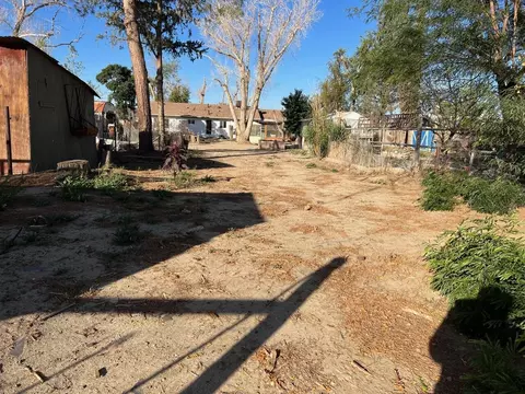 Exterior - 40942 168th St E, Lancaster, CA 93535 photo 12 of 19