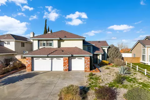3115 Tourmaline Ln, Palmdale, CA 93550