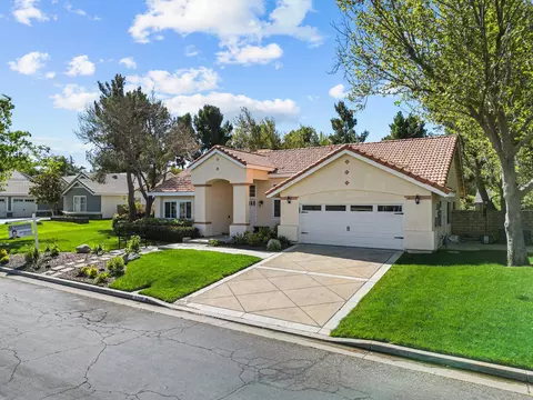 5706 Northridge Dr, Palmdale, CA 93551