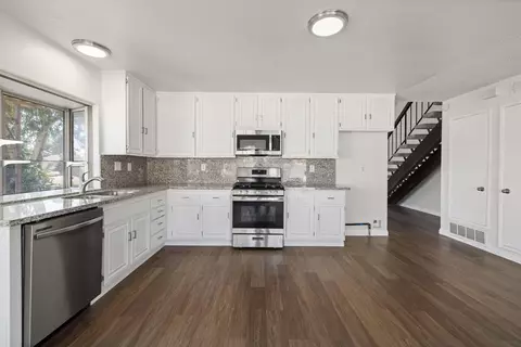 Kitchen - 1315 Lingard St E, Lancaster, CA 93535 photo 3 of 5