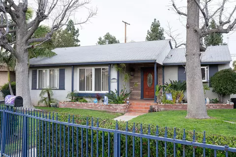 16121 Tuba St, North Hills, CA 91343