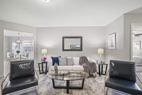 Living - 2319 Morningside Ave, Lancaster, CA 93535 photo 2 of 5