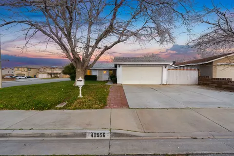 42956 Willow W Ct, Lancaster, CA 93536