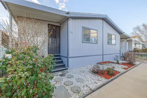 2545 Avenue I E #SPC 120, Lancaster, CA 93535