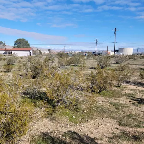 Phillips Road, Mojave, CA 93501 photo 4