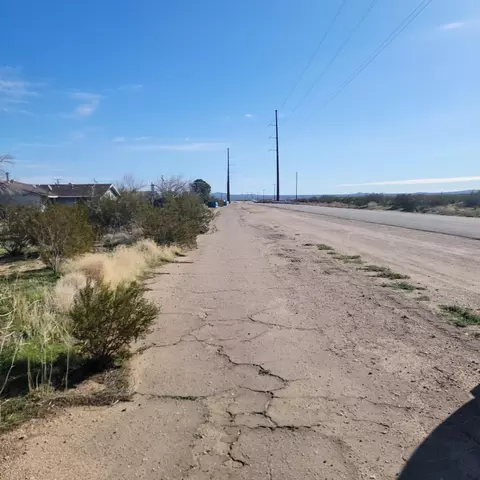 Phillips Road, Mojave, CA 93501 photo 3