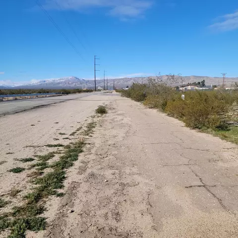 Phillips Road, Mojave, CA 93501 photo 2