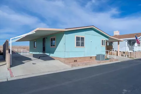 48303 20th St #SPC 113, Lancaster, CA 93534