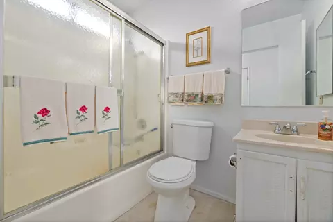 Bath - 1144 Lancaster Blvd E, Lancaster, CA 93535 photo 2 of 2