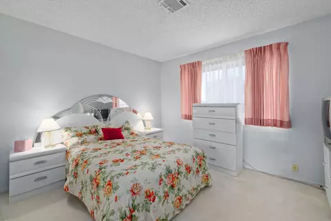 Bedroom - 1144 Lancaster Blvd E, Lancaster, CA 93535 photo 1 of 5