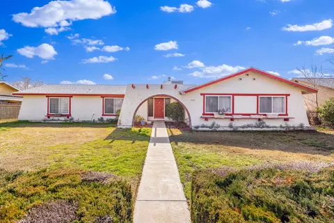 1144 Lancaster Blvd E, Lancaster, CA 93535
