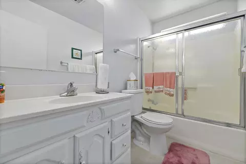 Bath - 1144 Lancaster Blvd E, Lancaster, CA 93535 photo 1 of 2