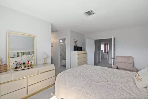 Bedroom - 1144 Lancaster Blvd E, Lancaster, CA 93535 photo 4 of 5