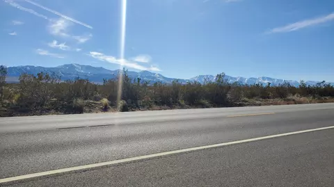 Pearblossom Hwy, Llano, CA 93544