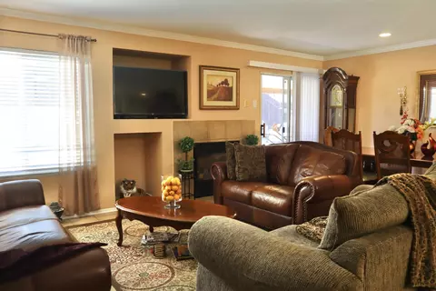 Living - 43238 33rd St E, Lancaster, CA 93535 photo 4 of 4