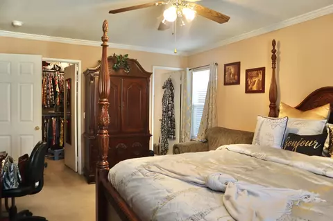 Bedroom - 43238 33rd St E, Lancaster, CA 93535 photo 4 of 4