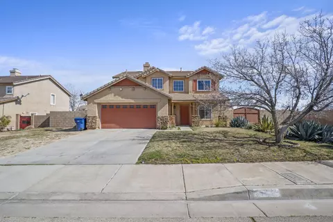 36706 42nd St E, Palmdale, CA 93552