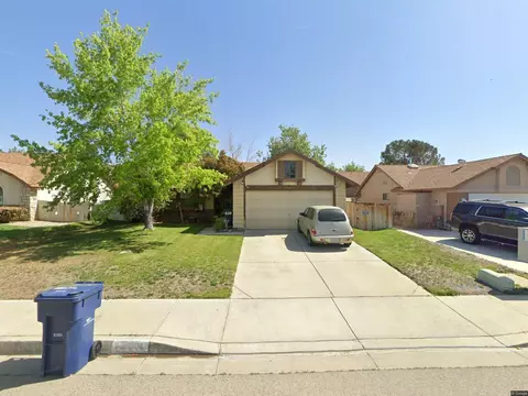 4334 Desert Aire Ave, Palmdale, CA 93552