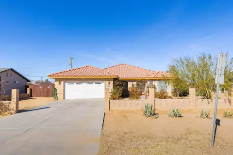 8661 Great Circle Dr, California City, CA 93505