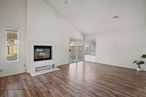 Living - 44912 Benald St, Lancaster, CA 93535 photo 1 of 2