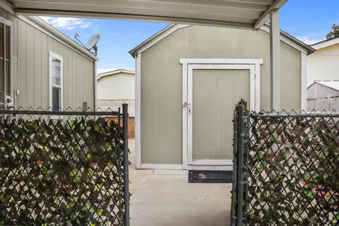 1030 Avenue S E #167, Palmdale, CA 93550