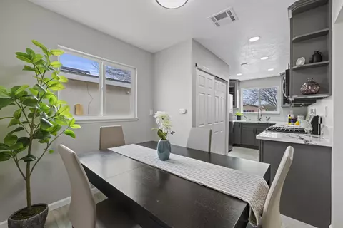 Dining - 44609 6th St E, Lancaster, CA 93535 photo 3 of 3