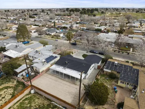 View/Area - 44609 6th St E, Lancaster, CA 93535 photo 2 of 3