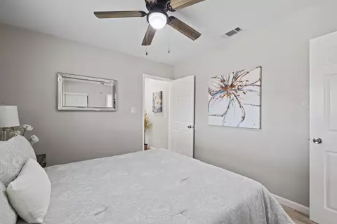 Bedroom - 44609 6th St E, Lancaster, CA 93535 photo 10 of 10